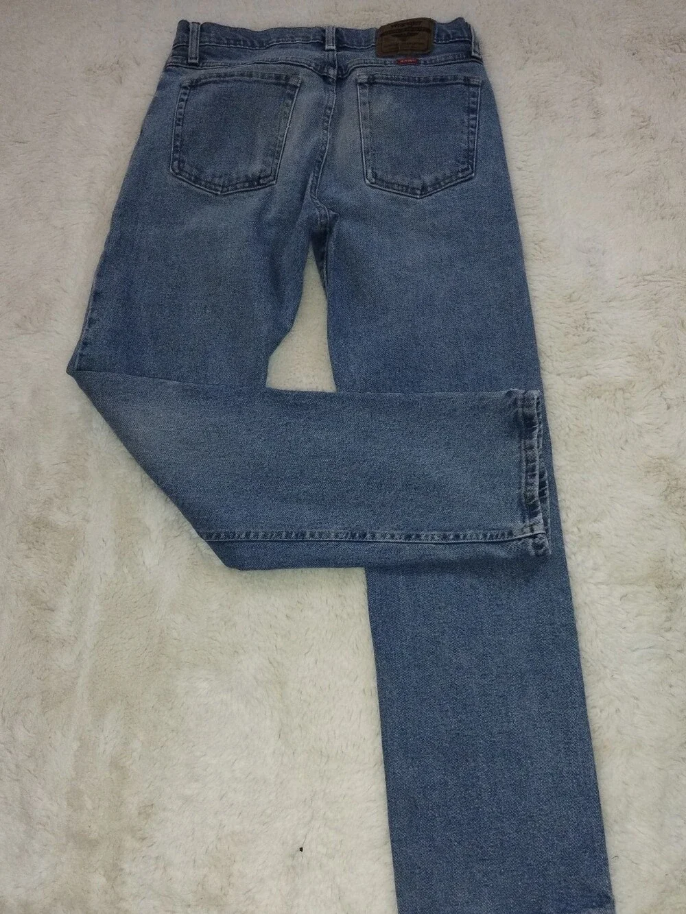 Wrangler Men’s Relaxed Fit Classic Blue Jeans